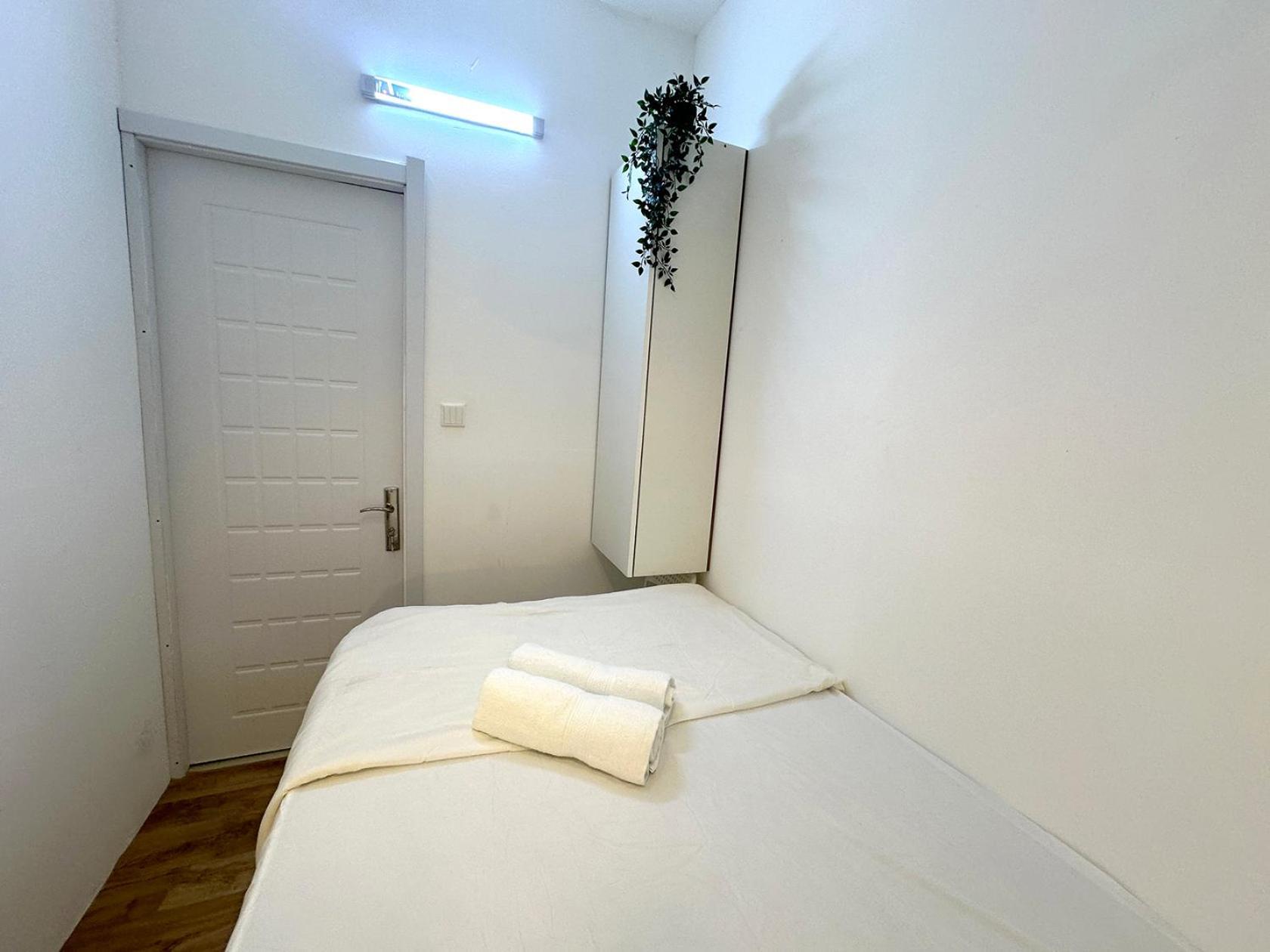Executive Suite Room In Barsha 1 Near Moe Metro Dubaj Zewnętrze zdjęcie