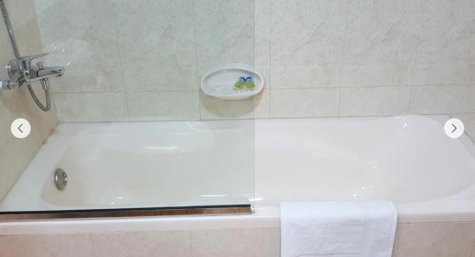 Executive Suite Room In Barsha 1 Near Moe Metro Dubaj Zewnętrze zdjęcie